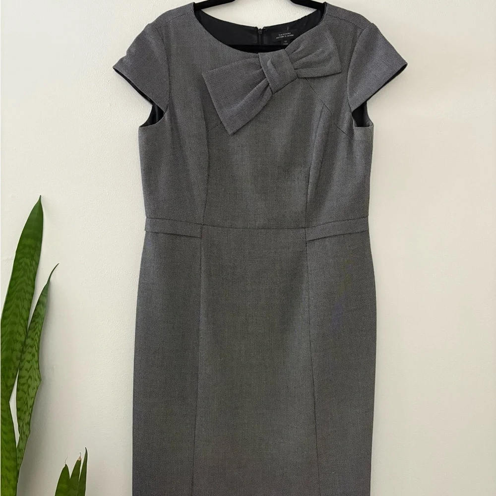Tahari Elegant Gray Dress with Bow Detail - Picture 1 of 6